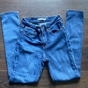 Levi’s 721 high rise skinny jeans
